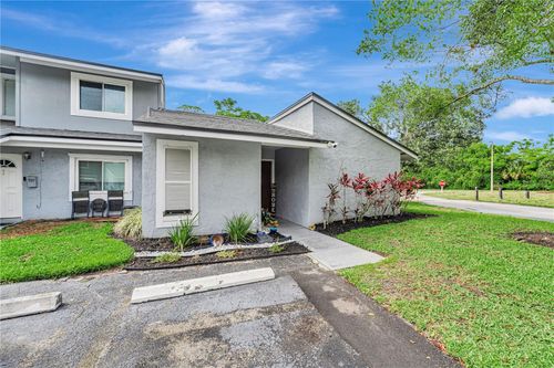 701 Saint Michael Ln, ALTAMONTE SPRINGS, FL, 32714-7112 | Card Image