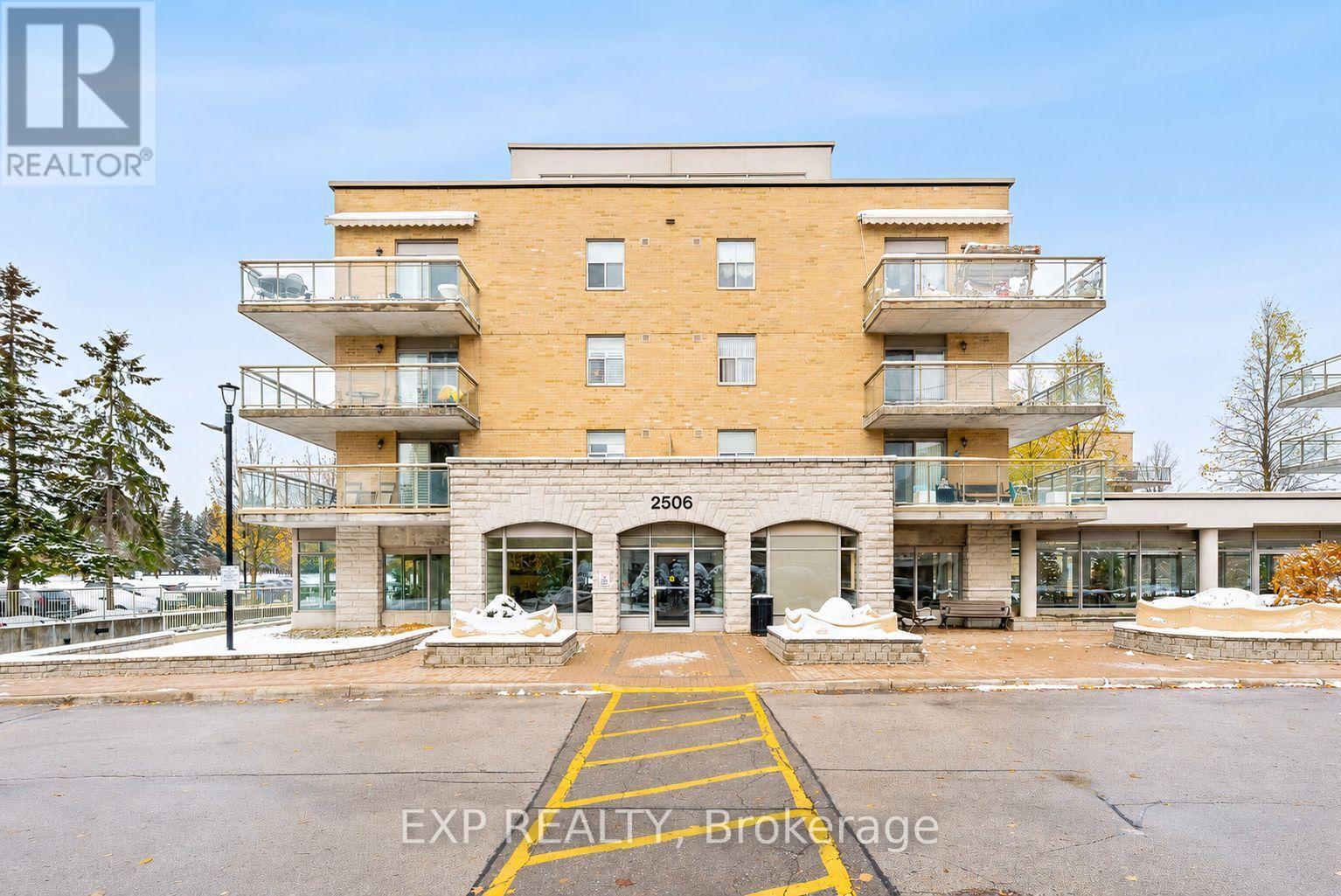 Residential Lease in Vaughan (Maple)