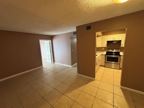 413-3710 Nw 21st Street, Lauderdale Lakes, FL, 33311 | Card Image