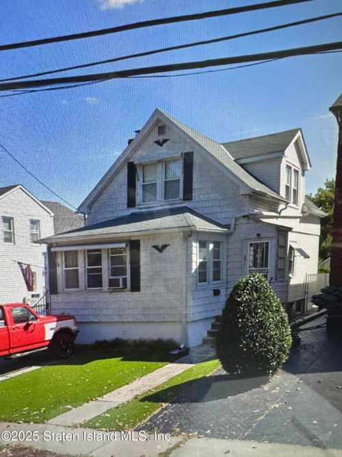 33 Dalton Ave, Staten Island, NY, 10306-2114 | Card Image
