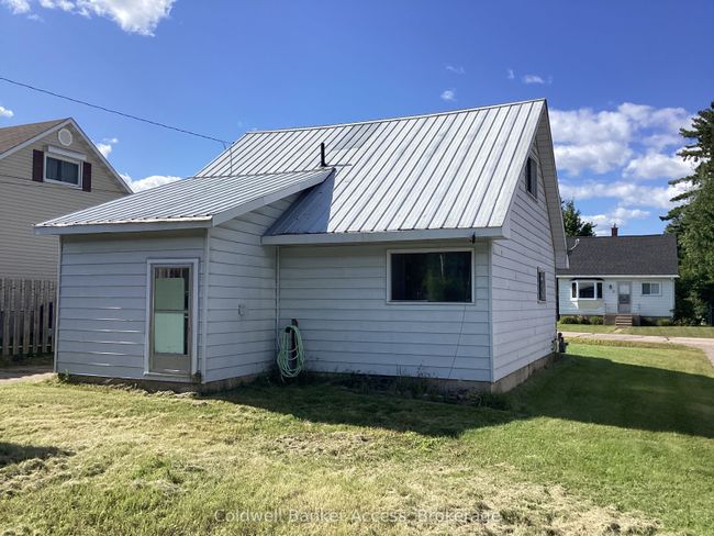 11 Laurentian St, House other with 4 bedrooms, 1 bathrooms and 2 parking in Deep River ON | Image 27