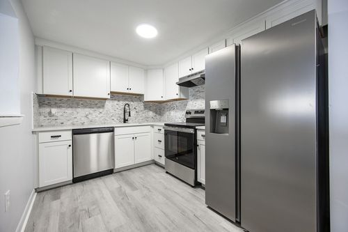 unit-4-26 Williamsburg Ct, Shrewsbury, MA, 01545-3441 | Card Image