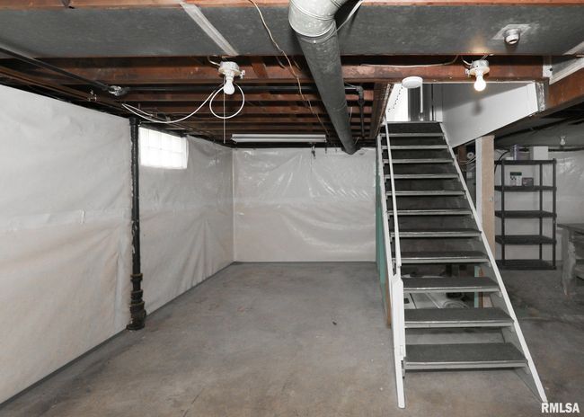 110 18 Th Ave, House other with 3 bedrooms, 1 bathrooms and null parking in Moline IL | Image 29