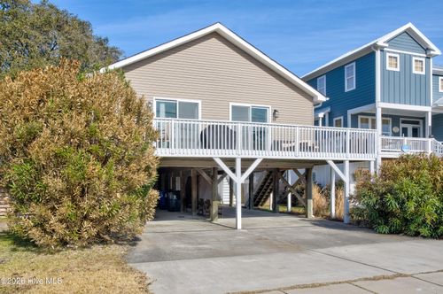 salty-knights-314 Charlotte Ave, Carolina Beach, NC, 28428-5123 | Card Image