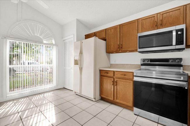 3390 Cypress Point Cir, House other with 3 bedrooms, 2 bathrooms and null parking in Saint Cloud FL | Image 8