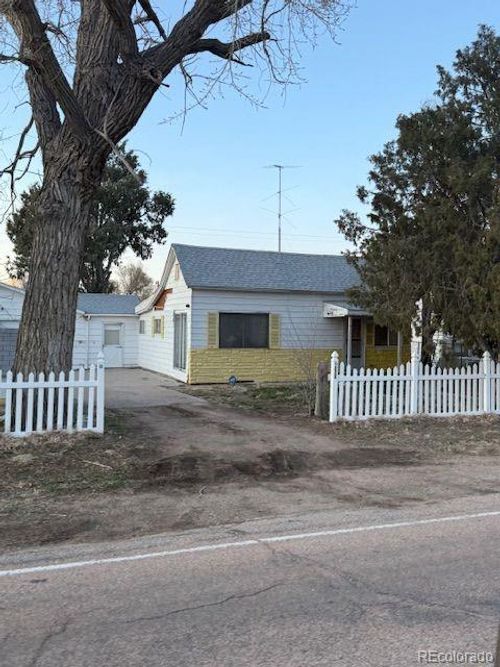 403 Front St, Roggen, CO, 80652-5012 | Card Image