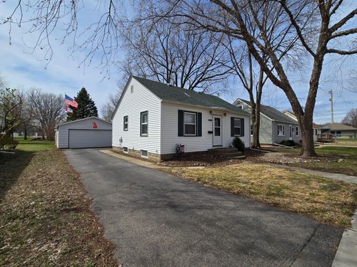 418 Skaro Street, Saint Peter, MN, 56082 | Card Image