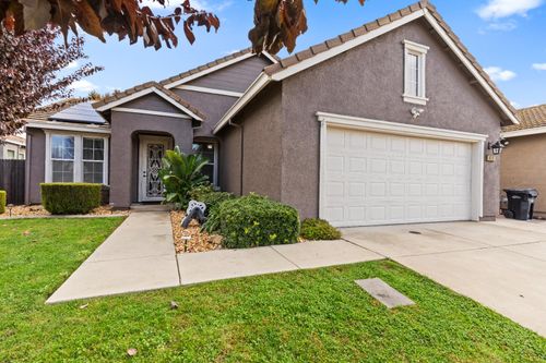 8325 Almadine Dr, Sacramento, CA, 95829-8158 | Card Image