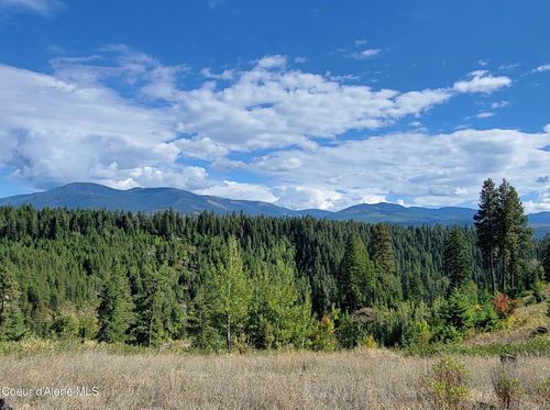 NNA Falcon Ridge Dr Tract 11, Naples, ID, 83847 | Card Image