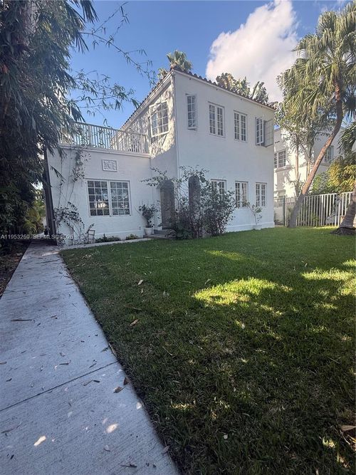 apt-3-912 Euclid Ave, Miami Beach, FL, 33139-5457 | Card Image