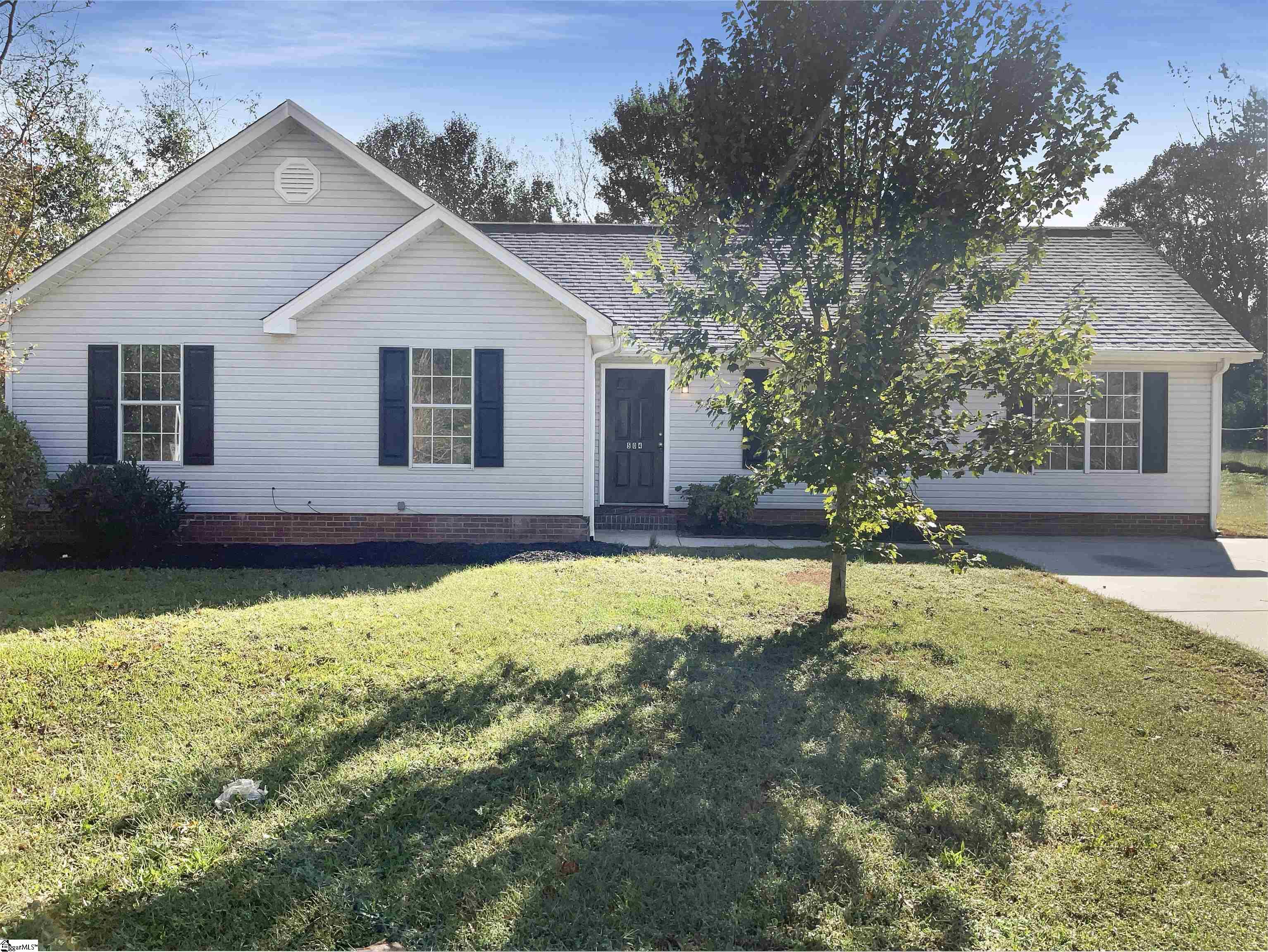Garrett St, Fountain Inn, SC 29644