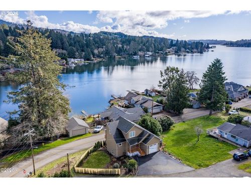 5300 Ne 49th St, Neotsu, OR, 97364-9723 | Card Image