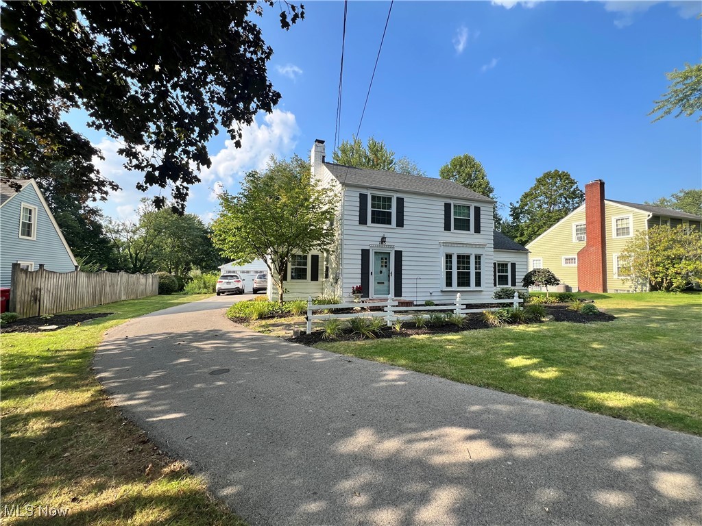 Nesbitt St, Poland, OH 44514