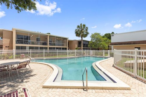 345-4702 Christa Ct, TAMPA, FL, 33614-7229 | Card Image