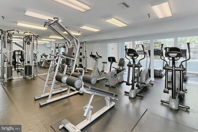 APT-3223 - 3315 Wyndham Cir, Condo with 1 bedrooms, 1 bathrooms and null parking in ALEXANDRIA VA | Image 36