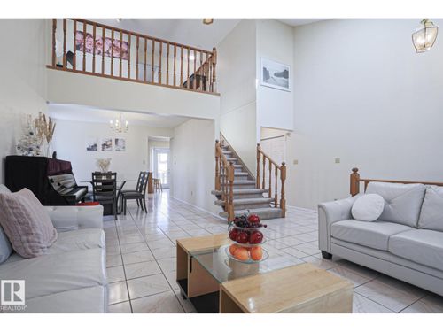 2433 89 St Nw, Edmonton, AB, T6K2Y8 | Card Image