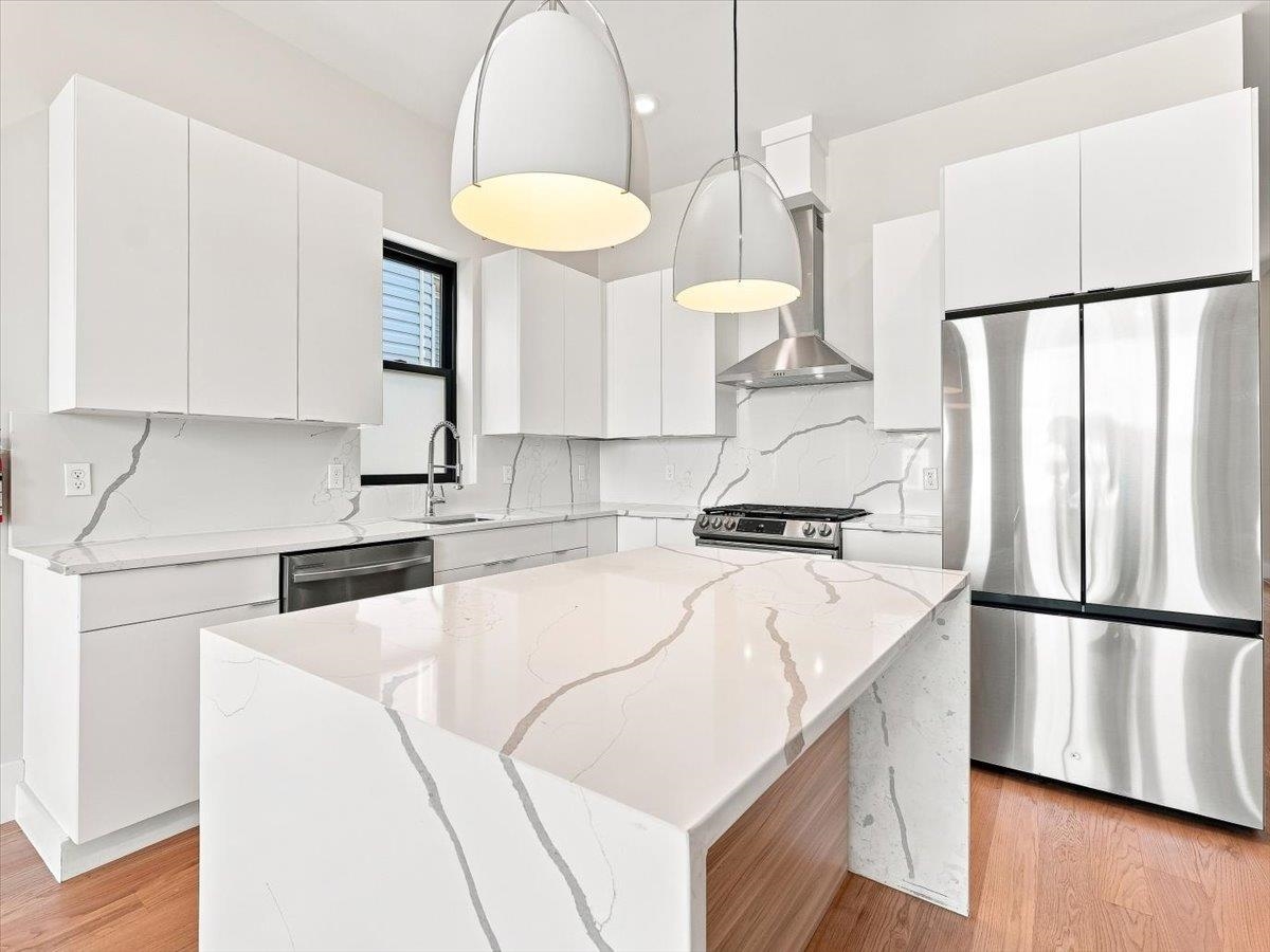 Residential Lease in JC, Journal Square 5