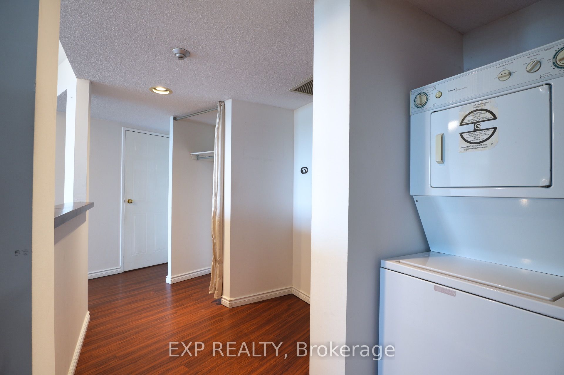 Residential in Toronto E07 5