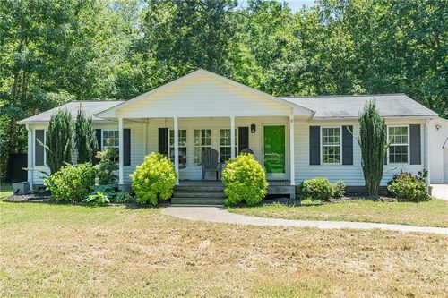 445 Lester Dr, Lexington, NC, 27292-5092 | Card Image