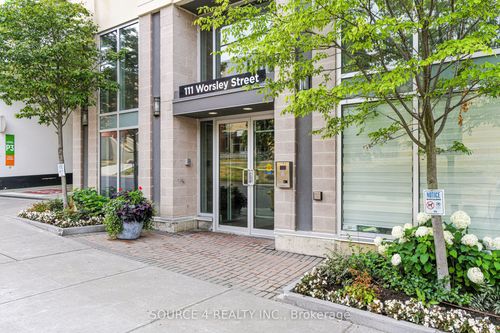 311-111 Worsley St, Barrie, ON, L4M0J5 | Card Image