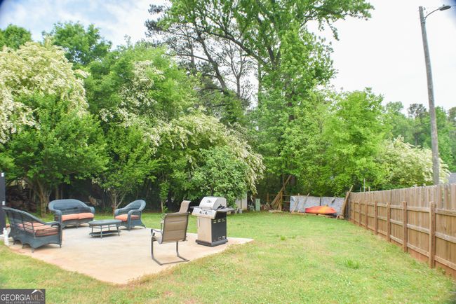 3292 Howell Cir, House other with 3 bedrooms, 2 bathrooms and null parking in Duluth GA | Image 7