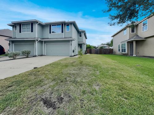 440 Folk Crest Ln, Dickinson, TX, 77539-4293 | Card Image