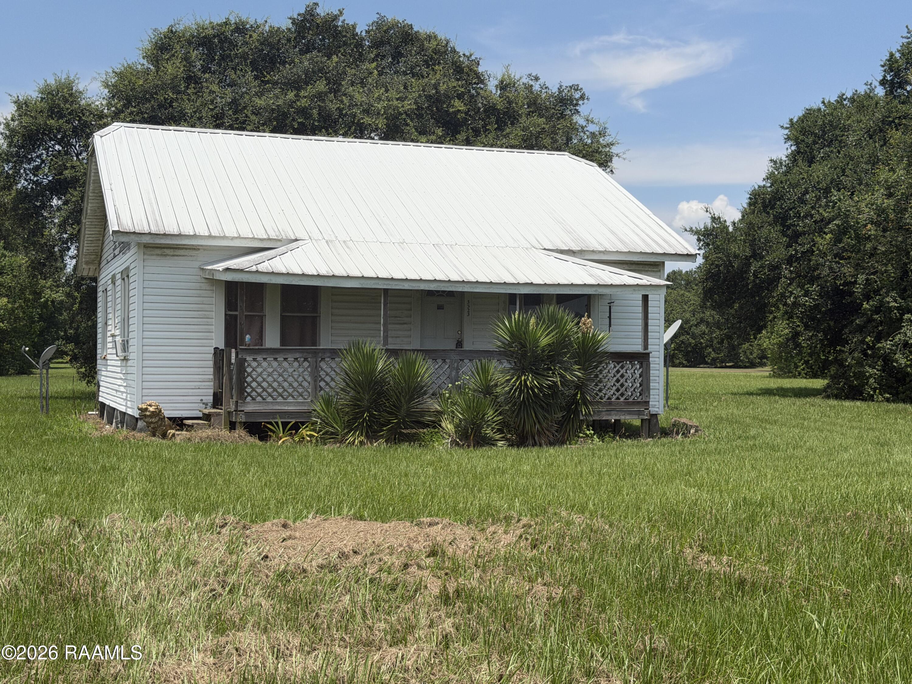 Residential in Jennings