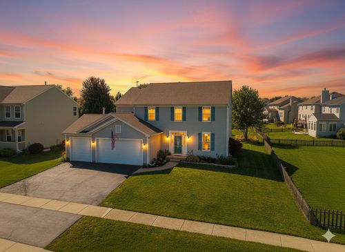 2441 Haydn St, Woodstock, IL, 60098-8045 | Card Image