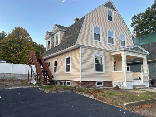 118 W Hillcrest Ave, Manchester, NH, 03103-7345 | Card Image