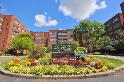 apt-6c1-230 Garth Rd, Scarsdale, NY, 10583-3925 | Card Image
