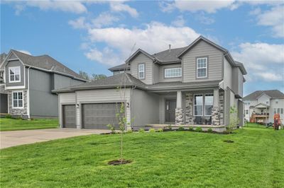 5823 Mc Cormick Drive, House other with 5 bedrooms, 4 bathrooms and null parking in Shawnee KS | Image 2