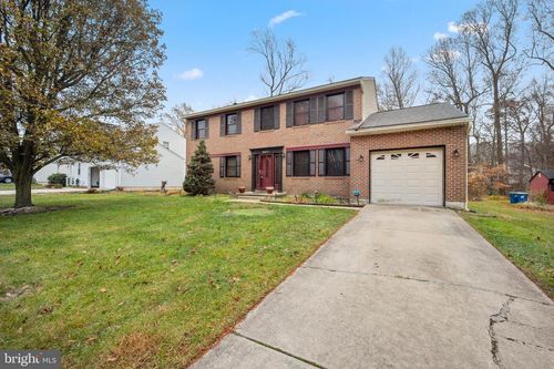 907 White Clay Ter, BEAR, DE, 19701-3017 | Card Image