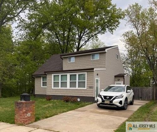 152 S Inman Ave, Avenel, NJ, 07001-1510 | Card Image