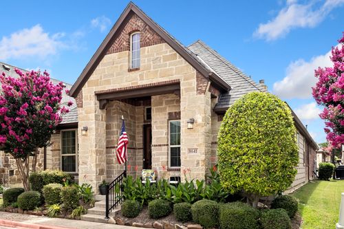 8641 Gracewood Dr, Mckinney, TX, 75070-6499 | Card Image