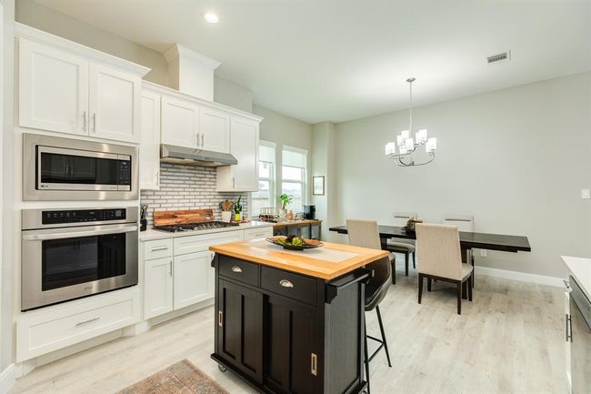 This home is perfect for entertaining! | Image 19