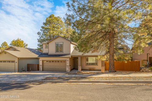 863 W Lone Star Trl, Flagstaff, AZ, 86005-6987 | Card Image