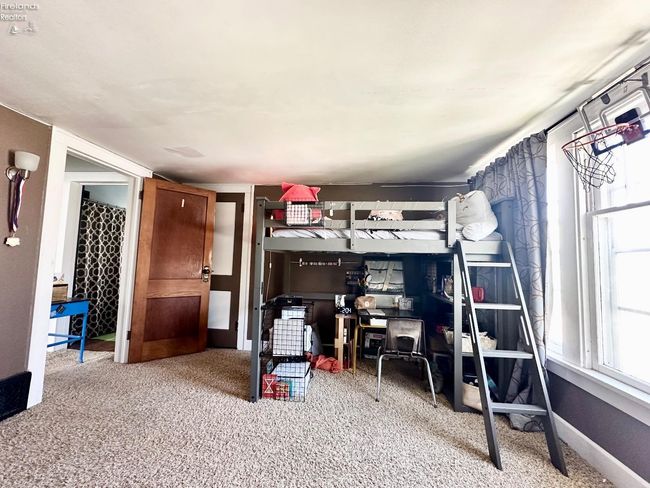 60 W Main St, House other with 4 bedrooms, 2 bathrooms and 2 parking in Greenwich OH | Image 14