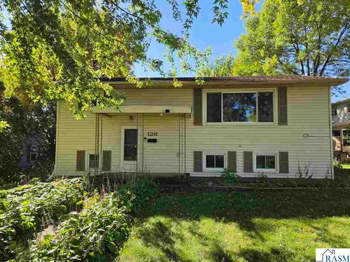 126 Sw 2nd Avenue, Wells, MN, 56097 | Card Image