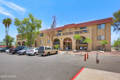 1023-6311 N Barcelona Ct, Tucson, AZ, 85704-5478 | Card Image
