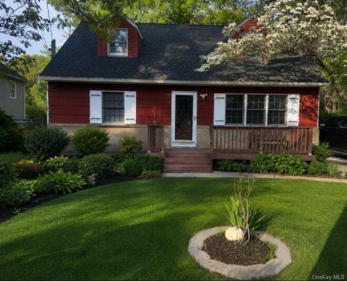 62 Circle Drive, Huntington, NY, 11731 | Card Image