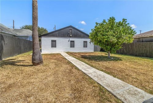 209 E Washington Avenue, Harlingen, TX, 78550 | Card Image