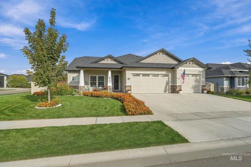 18104 N Treeline Ave, Nampa, ID, 83687-8160 | Card Image