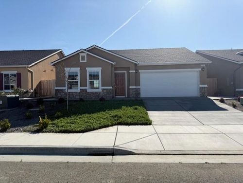 1204 E Orange St, Avenal, CA, 93204-2080 | Card Image