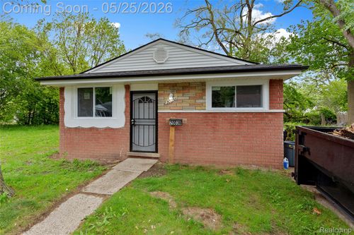 20038 Santa Rosa Dr, Detroit, MI, 48221-1286 | Card Image