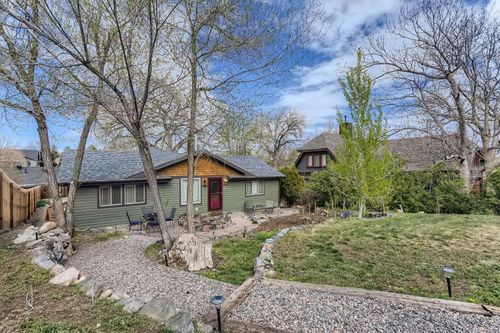835 Urban St, Lakewood, CO, 80401-4450 | Card Image