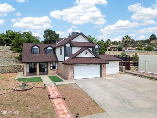 808 Rotterdam Way, El Paso, TX, 79912-1500 | Card Image