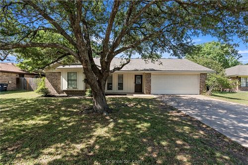 1103 Austin Avenue, College Station, TX, 77845 | Card Image