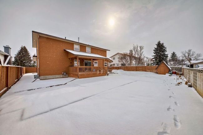 5408 60 Street, Home with 4 bedrooms, 3 bathrooms and 3 parking in Ponoka AB | Image 39