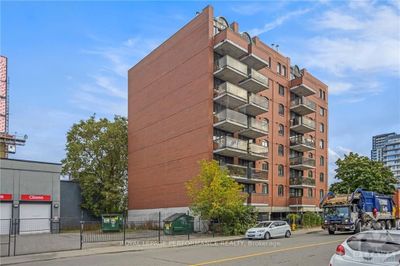 605 - 309 Cumberland St, Condo with 2 bedrooms, 2 bathrooms and 1 parking in Ottawa ON | Image 1