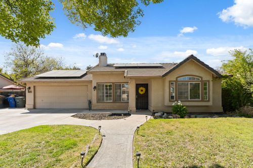 809 Wildwood Drive, Lemoore, CA, 93245 | Card Image